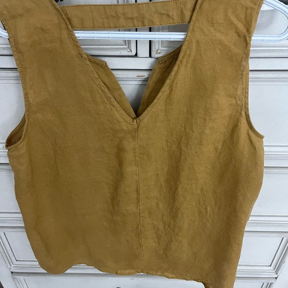 Harve Benard Mustard Sleeveless Linen Top - Picture 4 of 4